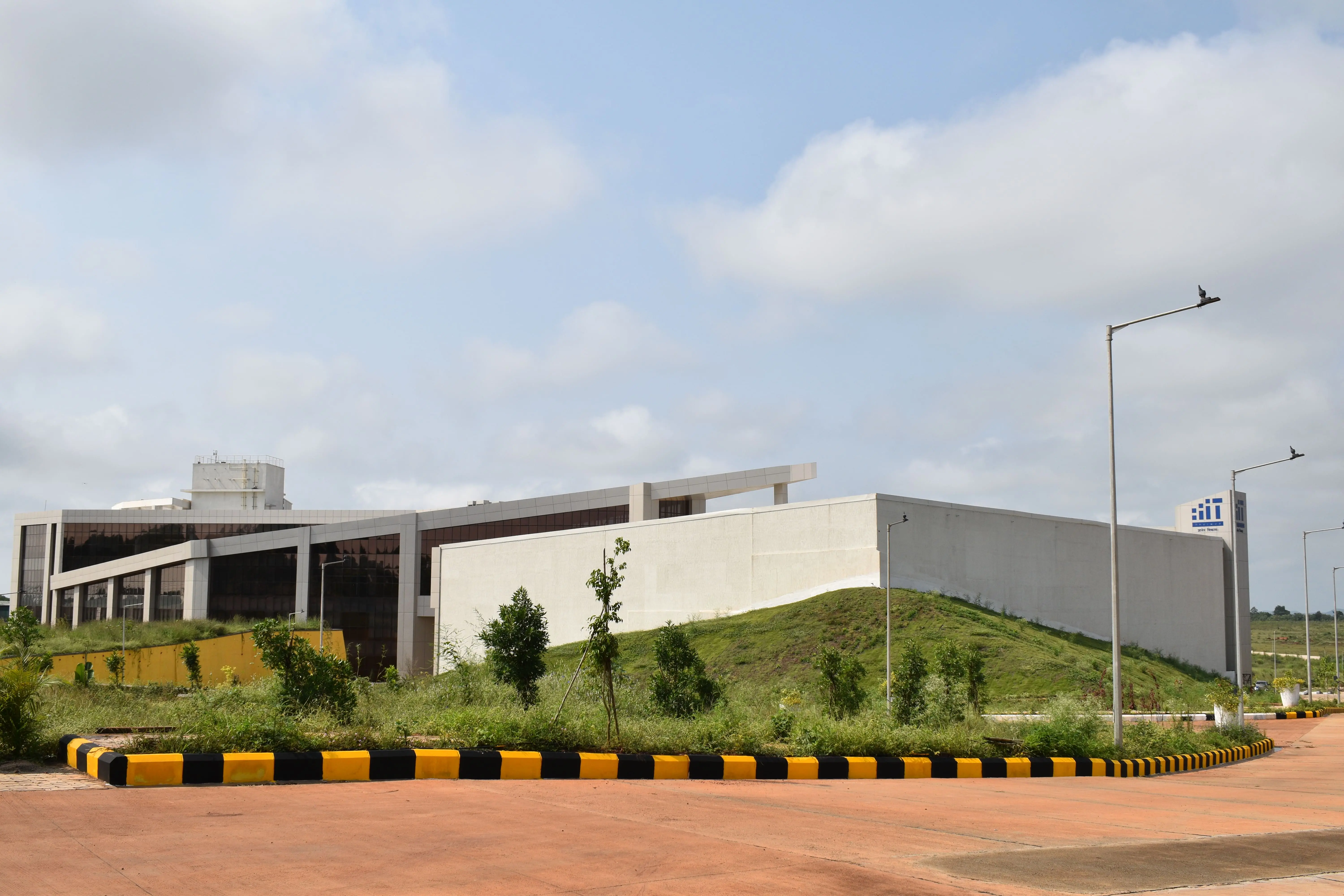 National Institute of Technology Karnataka, Surathkal campus entrance